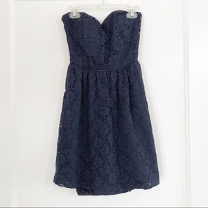 🌴2/$25 Windsor Lace Strapless Dress w Back Cutout